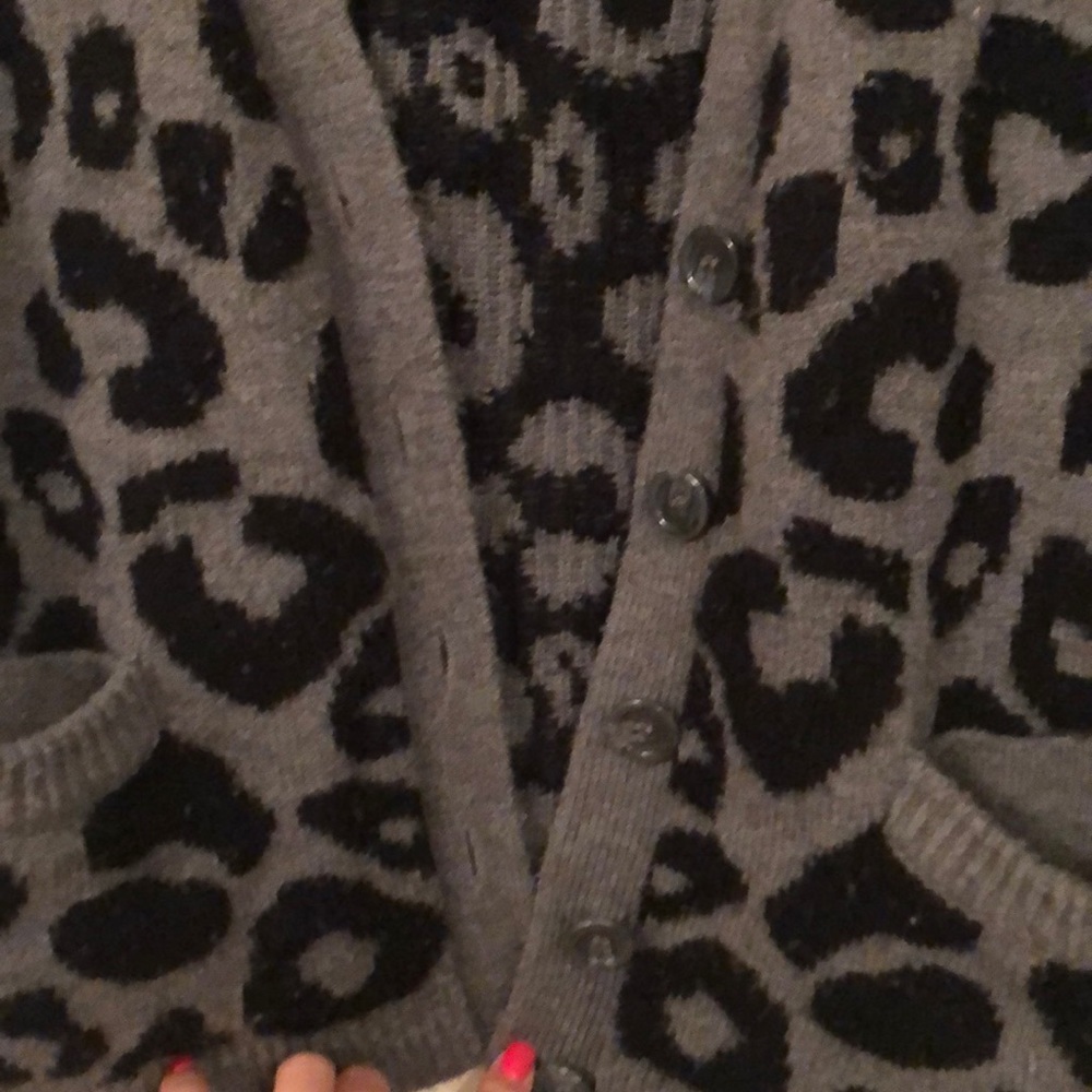 Leopard print sweater - Picture 2 of 7